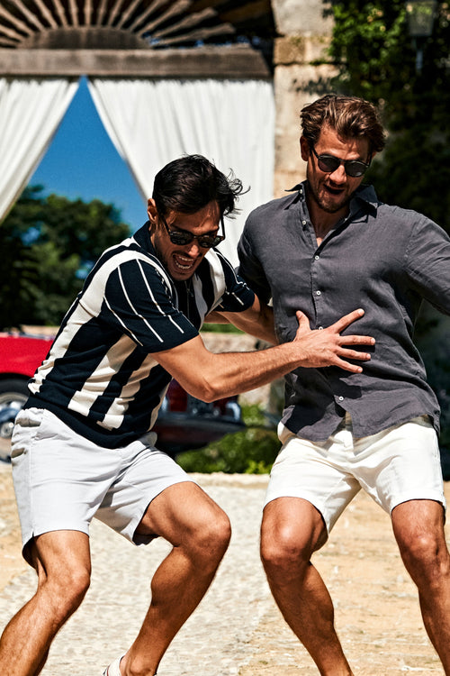 Gullwings * Die Short Linens