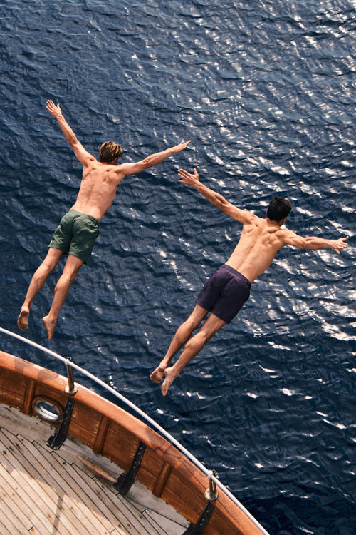 Estates * Die Badeshorts